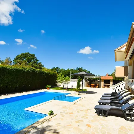 Tina & Tino By Interhome *