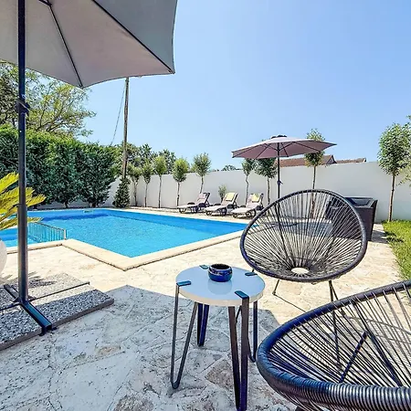 Tina & Tino By Interhome *