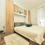 Tina & Tino By Interhome *