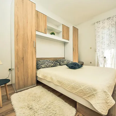 Tina & Tino By Interhome *