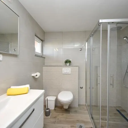 Holiday home Tina & Tino By Interhome Brisevo