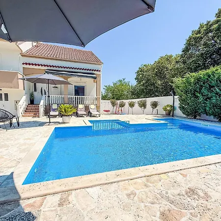 Holiday home Tina & Tino By Interhome *