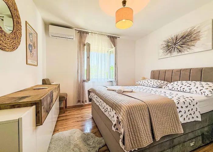 Tina & Tino By Interhome *