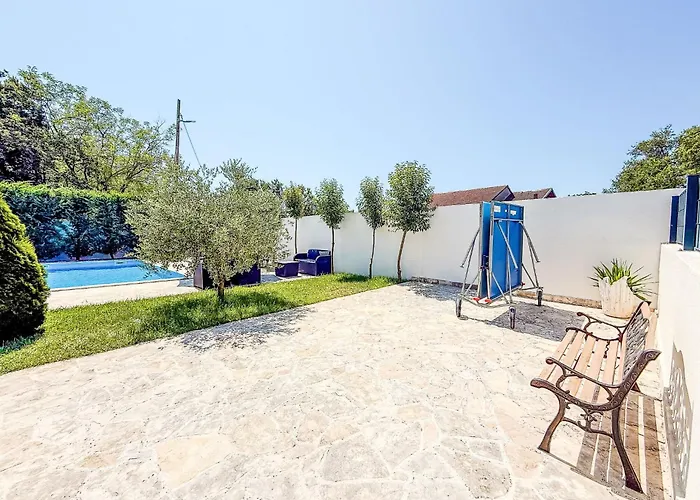 Tina & Tino By Interhome *