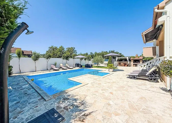 Tina & Tino By Interhome *